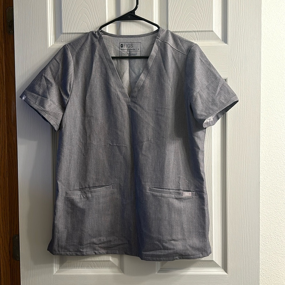 Figs Scrub Top